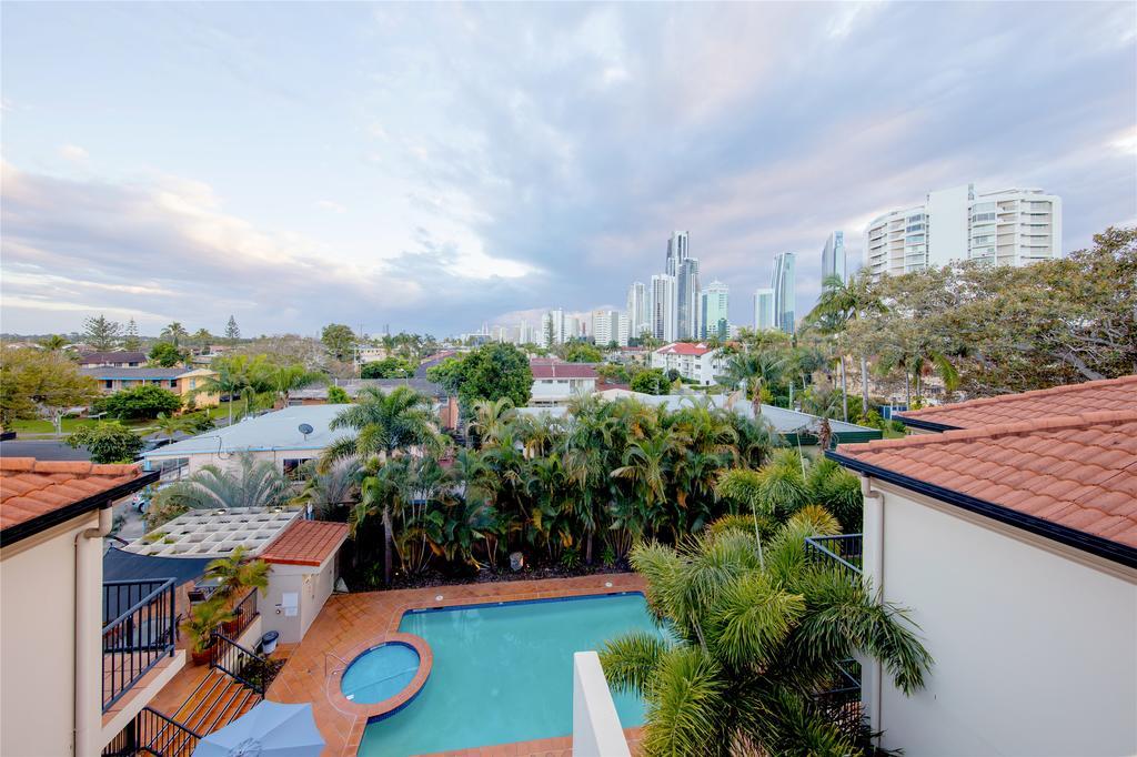 Sunset Island Resort Gold Coast Exterior foto