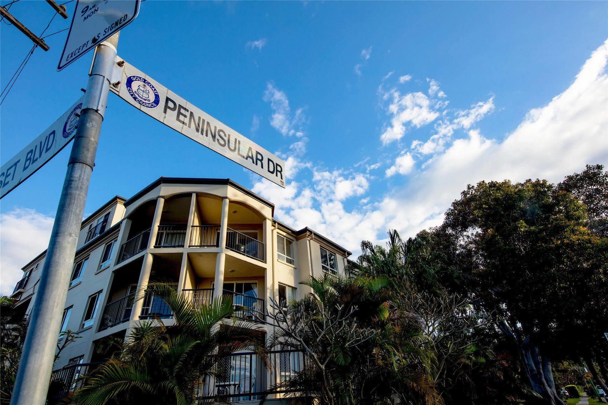 Sunset Island Resort Gold Coast Exterior foto