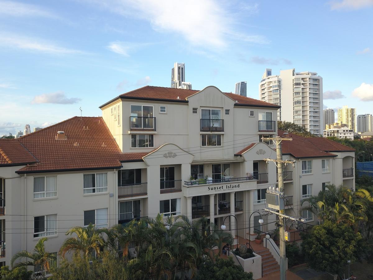 Sunset Island Resort Gold Coast Exterior foto