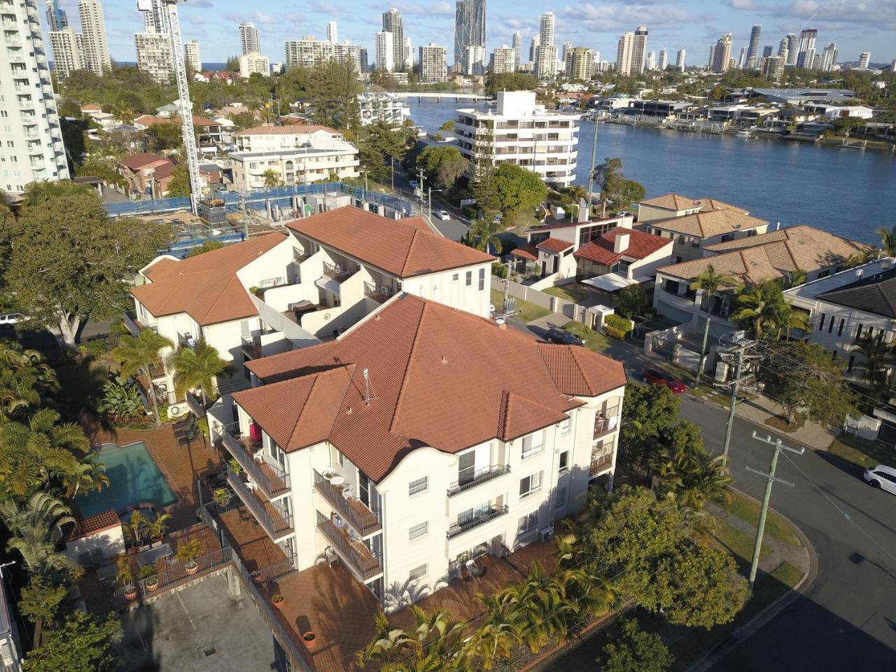 Sunset Island Resort Gold Coast Exterior foto